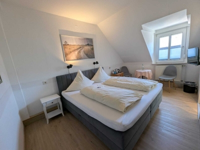 Zimmer Gästehaus.jpg